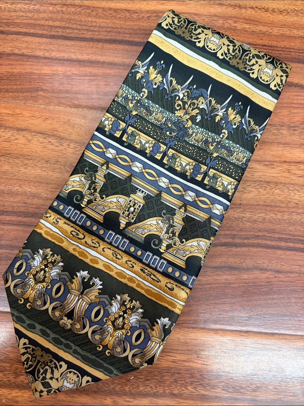 Rene Chagal Italian Designed Neck‎ Tie